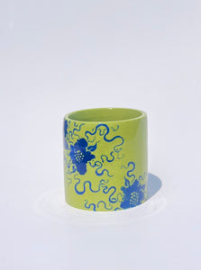 ** NEW ** Lime Green Recline Tumbler with Blue Flowers