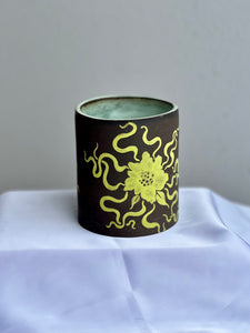 Dark Flower Recline Cup in Chartreuse