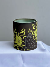 Dark Flower Recline Cup in Chartreuse