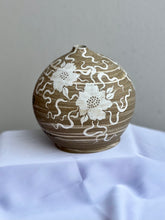 Desert Dreaming White Flower Globe Vase