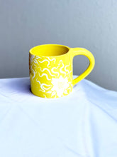 Canary Yellow Recline Mug