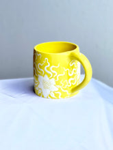 Canary Yellow Recline Mug