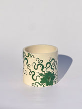 * NEW * Porcelain Floral Recline Tumbler in Leaf Green