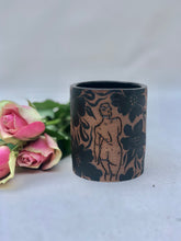 Black Flower Cup