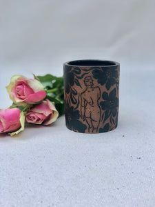 Black Flower Cup