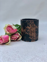 Black Flower Cup