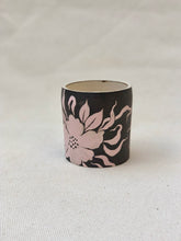 Dark Flower Cup in Pink