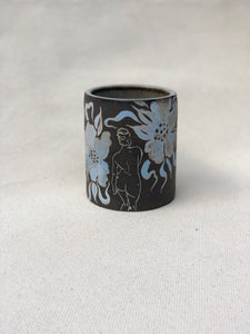 Dark Flower Cup in Blue