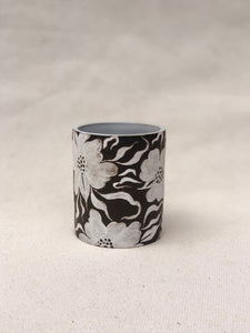 Dark Flower Cup in White